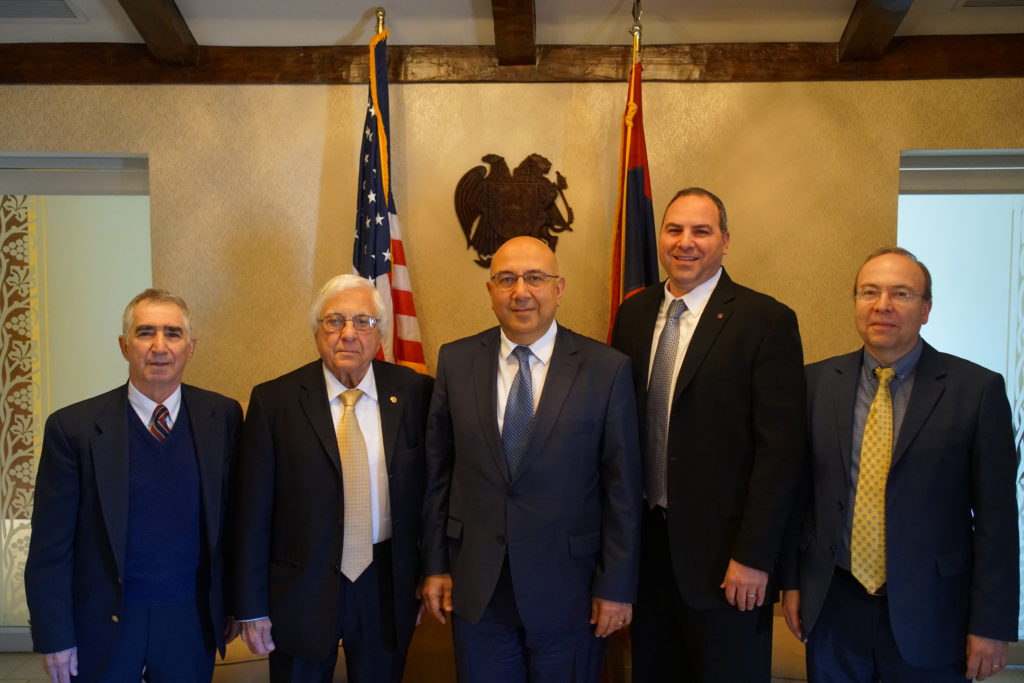 Tekeyan Cultural Association Delegation Visits Glendale Armenian