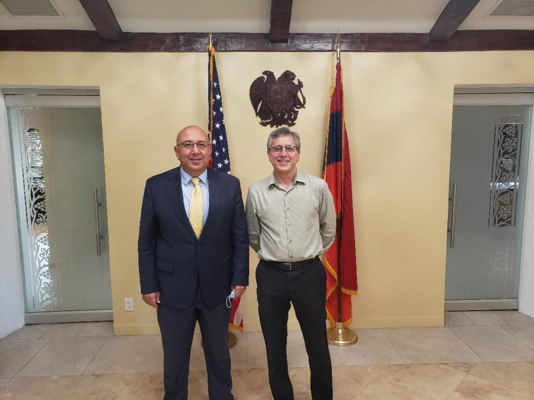 Consul General of Armenia in LA Meets with Glendale Council Member