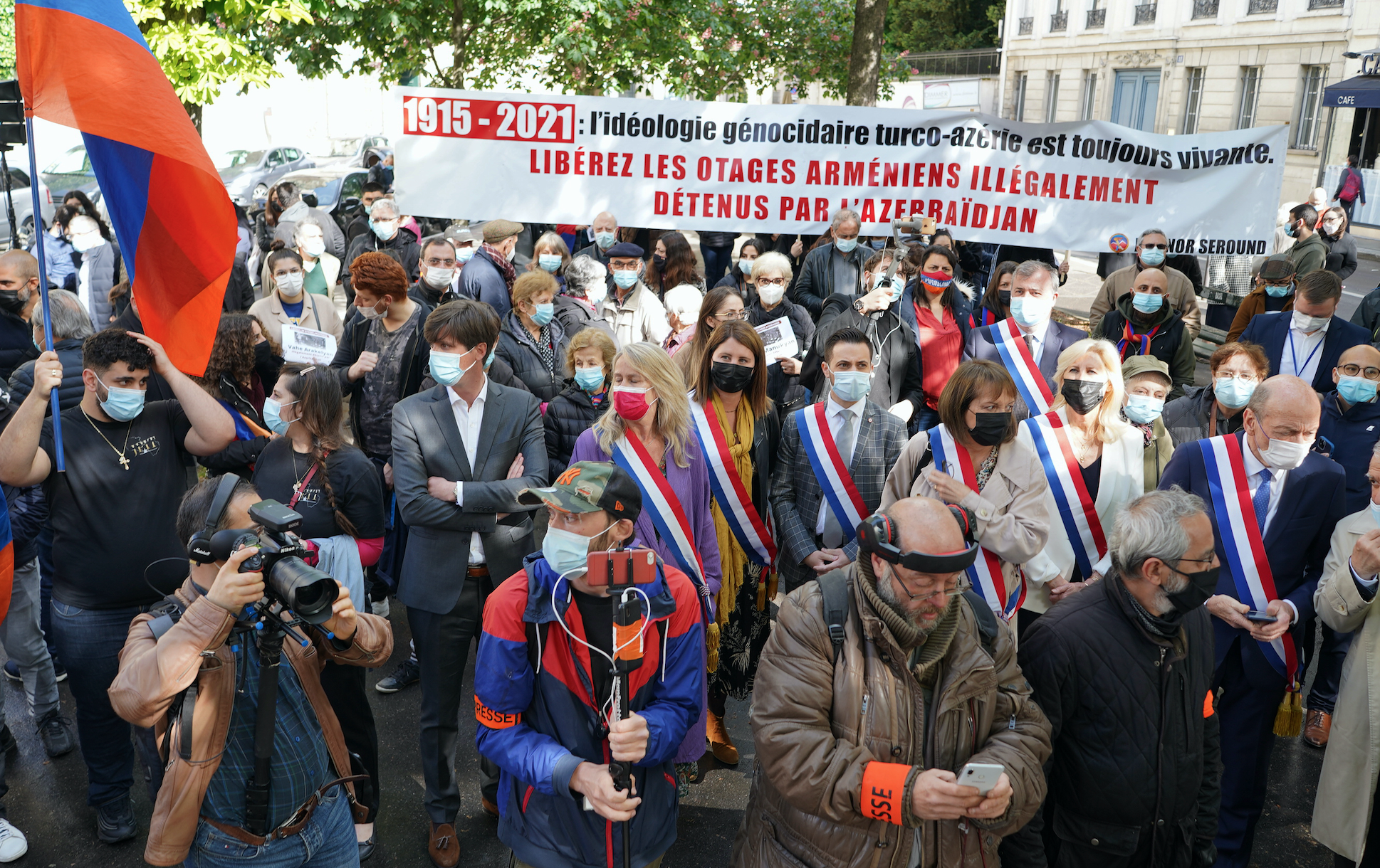 Армяне во франции фото